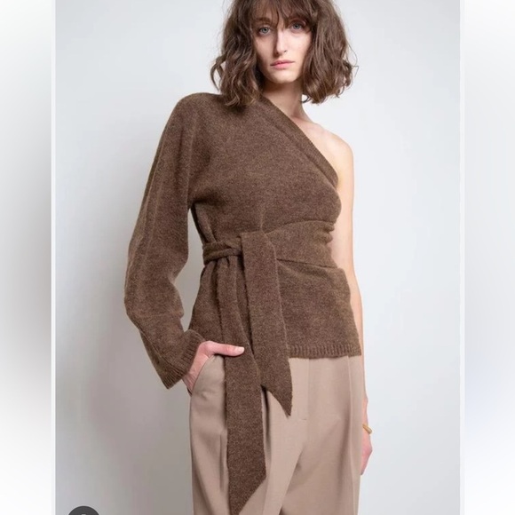 Nanushka Cleto Brown One- Shoulder Alpaca Blend Sweater Size Small - Picture 1 of 10